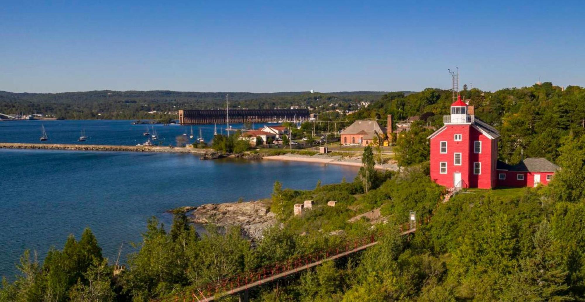 Staybridge Suites Marquette By Ihg Екстер'єр фото
